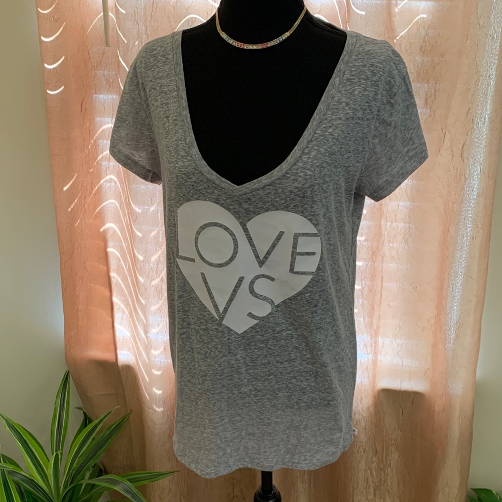 🌹Vintage Victoria's Secret • Lightweight Grey V-Neck 'LOVE VS' Graphic Tee • EUC